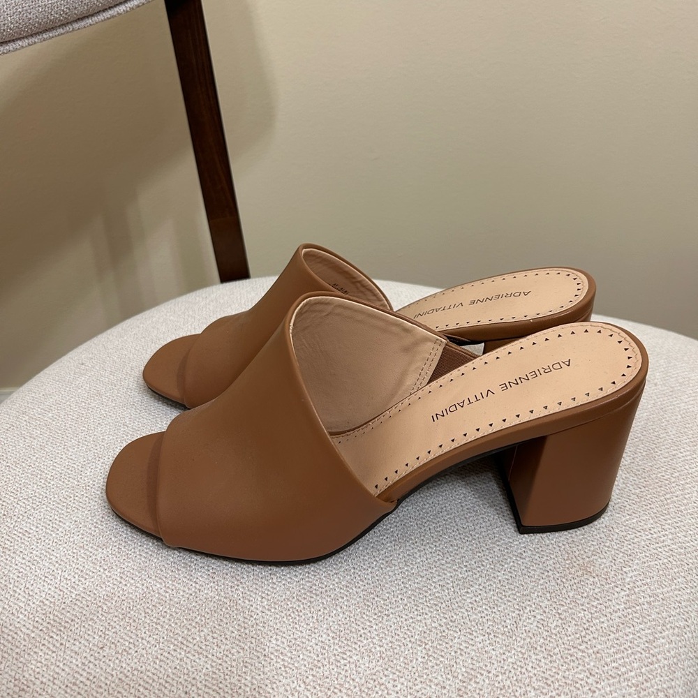Adrienne Vittadini Tan Leather Mules